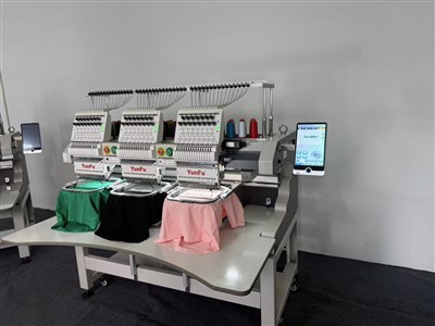 2 flynedd Gwarant Amlswyddogaethol Ansawdd Uchel 3 Head Cap Fflat Diwydiannol T - Peiriant brodwaith crys